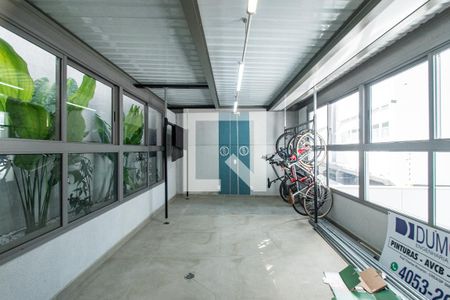 Área comum - Bicicletário de kitnet/studio para alugar com 1 quarto, 27m² em Liberdade, São Paulo