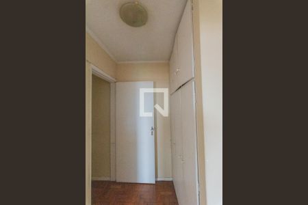 Corredor Armário de apartamento à venda com 3 quartos, 70m² em Vila Mimosa, Campinas