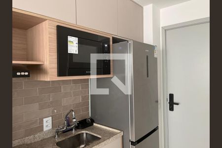 Cozinha  de kitnet/studio para alugar com 1 quarto, 25m² em Pinheiros, São Paulo