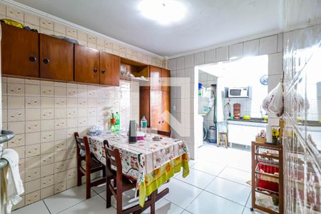 Cozinha de casa para alugar com 2 quartos, 120m² em Jardim Ester Yolanda, São Paulo