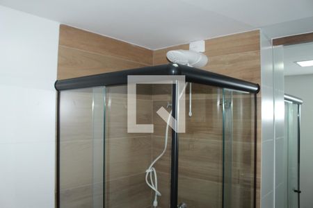 Banheiro de kitnet/studio à venda com 1 quarto, 26m² em Vila Buarque, São Paulo