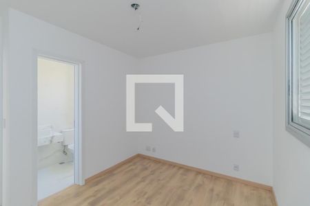 Suíte de apartamento à venda com 3 quartos, 163m² em Vila Cloris, Belo Horizonte