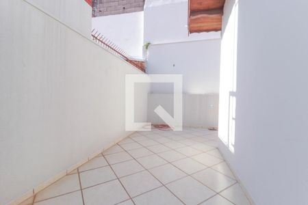 Quintal de casa à venda com 4 quartos, 277m² em Jardim Messina, Jundiaí