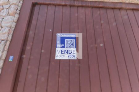 Placa de casa à venda com 4 quartos, 277m² em Jardim Messina, Jundiaí