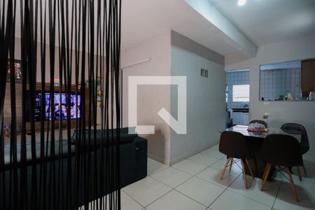Casa 2 - Sala de casa para alugar com 5 quartos, 280m² em Vila Amalia (zona Norte), São Paulo