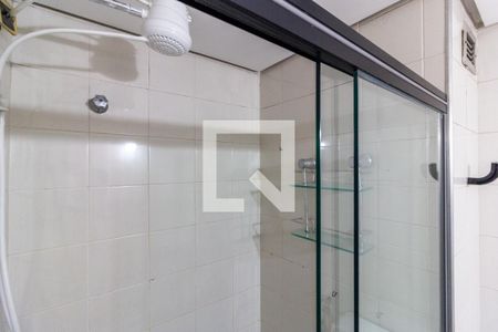 Banheiro de apartamento à venda com 1 quarto, 42m² em Pinheiros, São Paulo