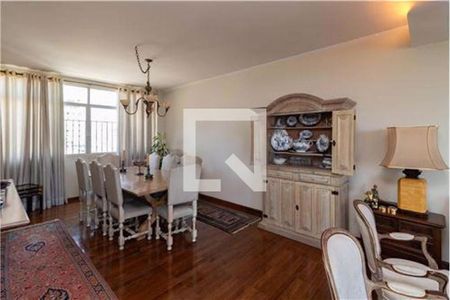 Apartamento à venda com 4 quartos, 213m² em Santa Cecilia, São Paulo