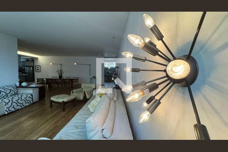 Apartamento à venda com 2 quartos, 230m² em Bela Vista, São Paulo