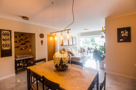 Sala de apartamento à venda com 3 quartos, 136m² em Centro Empresarial Tamboré, Santana de Parnaíba