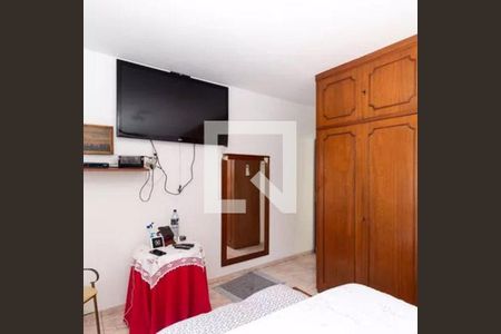 Casa à venda com 4 quartos, 150m² em Chácara Seis de Outubro, São Paulo