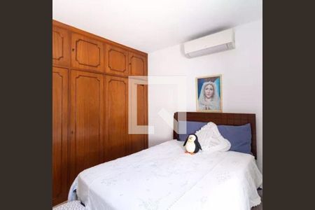 Casa à venda com 4 quartos, 150m² em Chácara Seis de Outubro, São Paulo