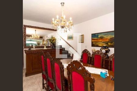 Casa à venda com 4 quartos, 150m² em Chácara Seis de Outubro, São Paulo