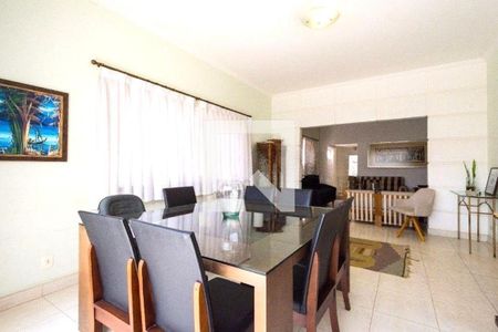 Casa à venda com 3 quartos, 525m² em Pacaembu, São Paulo