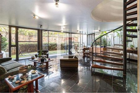 Casa à venda com 4 quartos, 430m² em Fazenda Morumbi, São Paulo