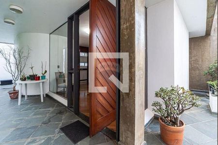 Casa à venda com 4 quartos, 430m² em Fazenda Morumbi, São Paulo