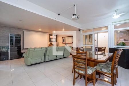 Casa à venda com 4 quartos, 473m² em Chácara Monte Alegre, São Paulo