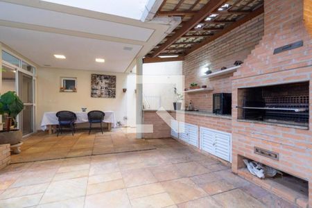 Casa à venda com 4 quartos, 473m² em Chácara Monte Alegre, São Paulo