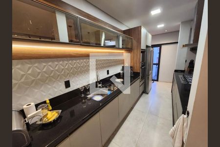 Casa à venda com 3 quartos, 130m² em Água Rasa, São Paulo