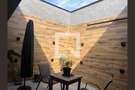 Casa à venda com 3 quartos, 130m² em Água Rasa, São Paulo