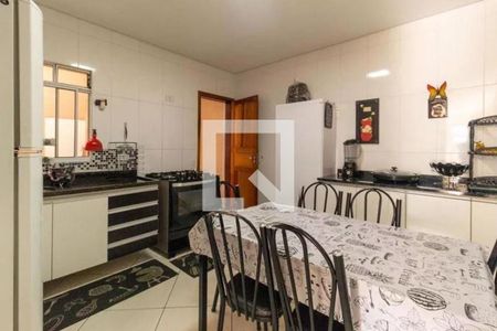 Casa à venda com 3 quartos, 119m² em Vila Matilde, São Paulo