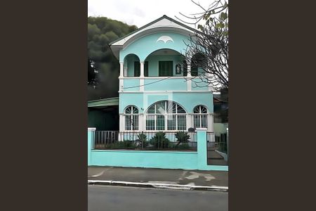 Casa à venda com 3 quartos, 234m² em Cursino, São Paulo