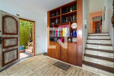 Casa à venda com 3 quartos, 168m² em Vila Sonia, São Paulo