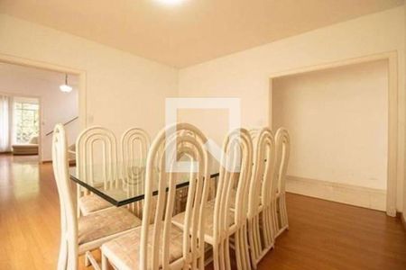 Casa à venda com 3 quartos, 234m² em Jardim da Gloria, São Paulo