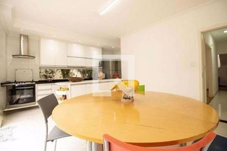 Casa à venda com 3 quartos, 234m² em Jardim da Gloria, São Paulo