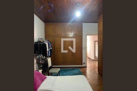 Casa à venda com 4 quartos, 200m² em Butantã, São Paulo