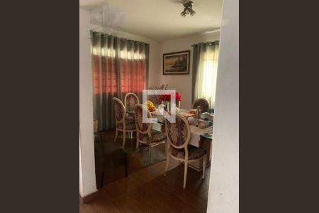 Casa à venda com 4 quartos, 200m² em Butantã, São Paulo