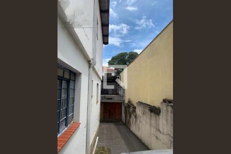 Casa à venda com 4 quartos, 200m² em Butantã, São Paulo