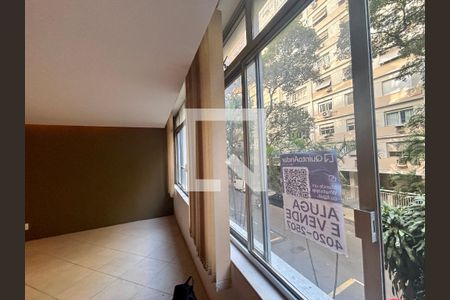 Placa de apartamento à venda com 4 quartos, 280m² em Copacabana, Rio de Janeiro