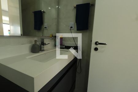 Banheiro Social de apartamento à venda com 2 quartos, 65m² em Vila Zilda, São Paulo