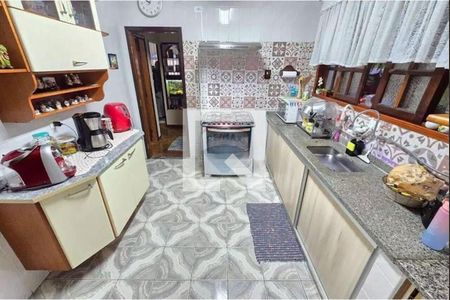 Casa à venda com 2 quartos, 225m² em Cidade Antônio Estêvão de Carvalho, São Paulo