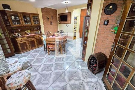 Casa à venda com 2 quartos, 225m² em Cidade Antônio Estêvão de Carvalho, São Paulo