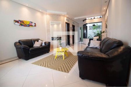 Casa à venda com 3 quartos, 282m² em Vila Matilde, São Paulo