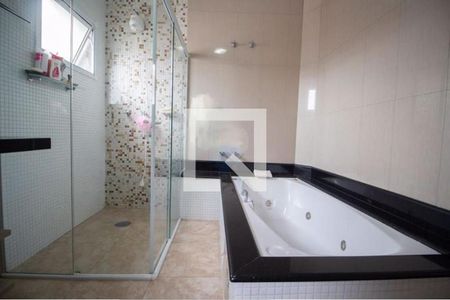 Casa à venda com 3 quartos, 282m² em Vila Matilde, São Paulo