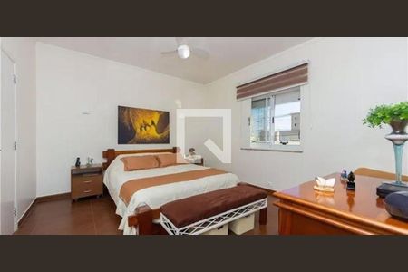 Casa à venda com 4 quartos, 300m² em Parque da Mooca, São Paulo