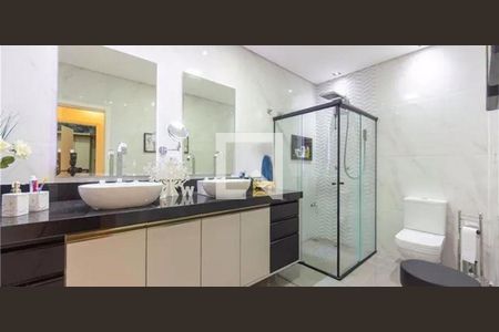 Casa à venda com 4 quartos, 300m² em Parque da Mooca, São Paulo