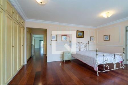 Casa à venda com 4 quartos, 700m² em Planalto Paulista, São Paulo