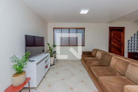 Casa à venda com 4 quartos, 279m² em Vila Matilde, São Paulo