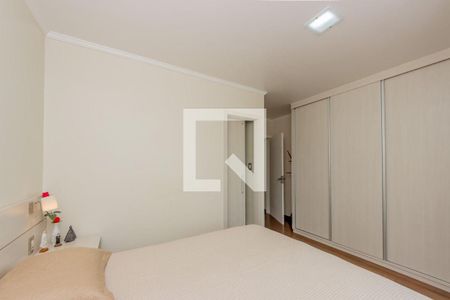 Casa à venda com 4 quartos, 279m² em Vila Matilde, São Paulo