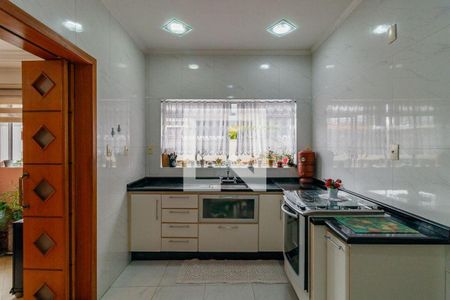 Casa à venda com 5 quartos, 341m² em Vila Esperança, São Paulo