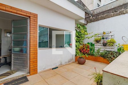 Casa à venda com 5 quartos, 341m² em Vila Esperança, São Paulo