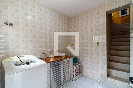 Casa à venda com 5 quartos, 341m² em Vila Esperança, São Paulo