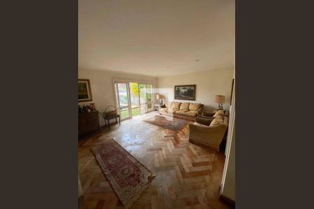 Casa à venda com 4 quartos, 322m² em Morumbi, São Paulo