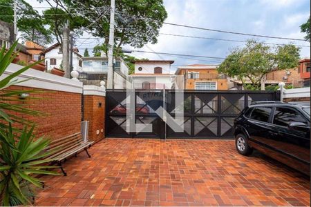 Casa à venda com 3 quartos, 365m² em Jardim Leonor, São Paulo