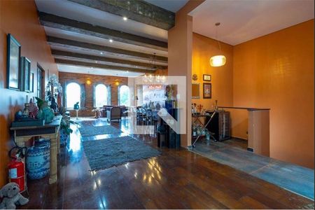 Casa à venda com 3 quartos, 365m² em Jardim Leonor, São Paulo