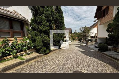Casa para alugar com 4 quartos, 446m² em Chácara Monte Alegre, São Paulo