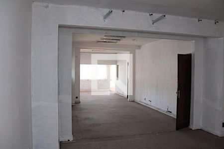 Casa para alugar com 4 quartos, 400m² em Pacaembu, São Paulo